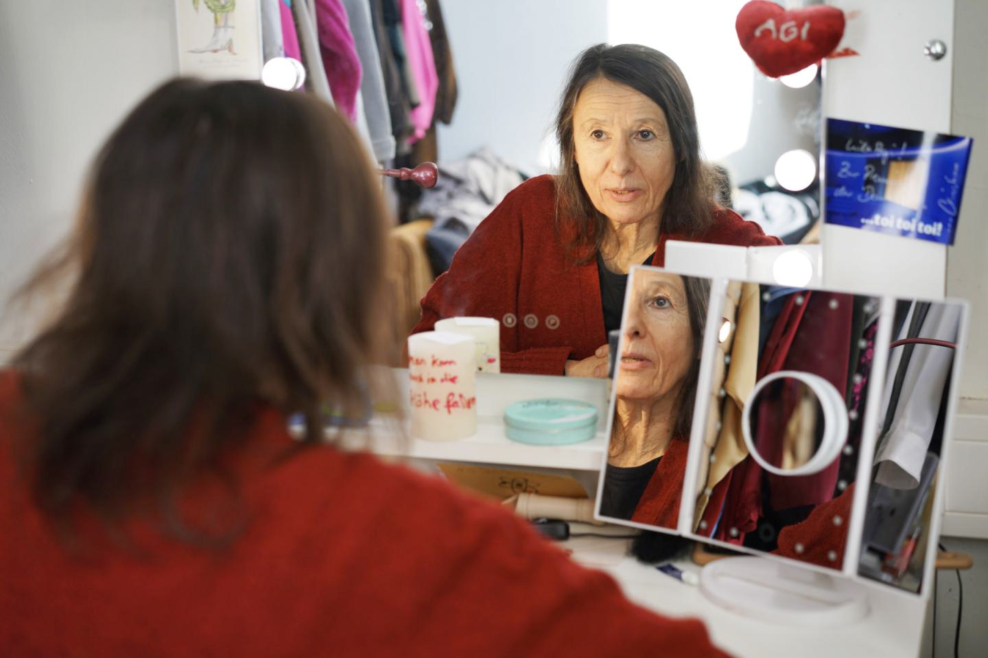 Von der Geliebten zur Anarcho-Oma und ihrer Kunst des Sichtbarbleibens